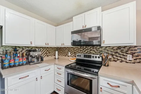 308 Pebble Lane Jacksonville NC 28546