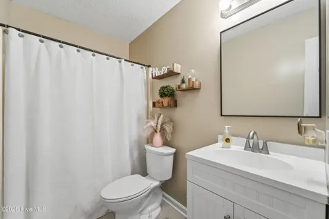 308 Pebble Lane Jacksonville NC 28546