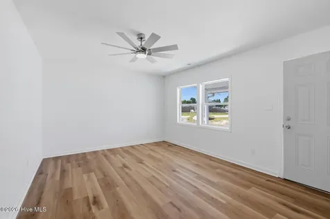 93 Riegel Drive Hubert NC 28539