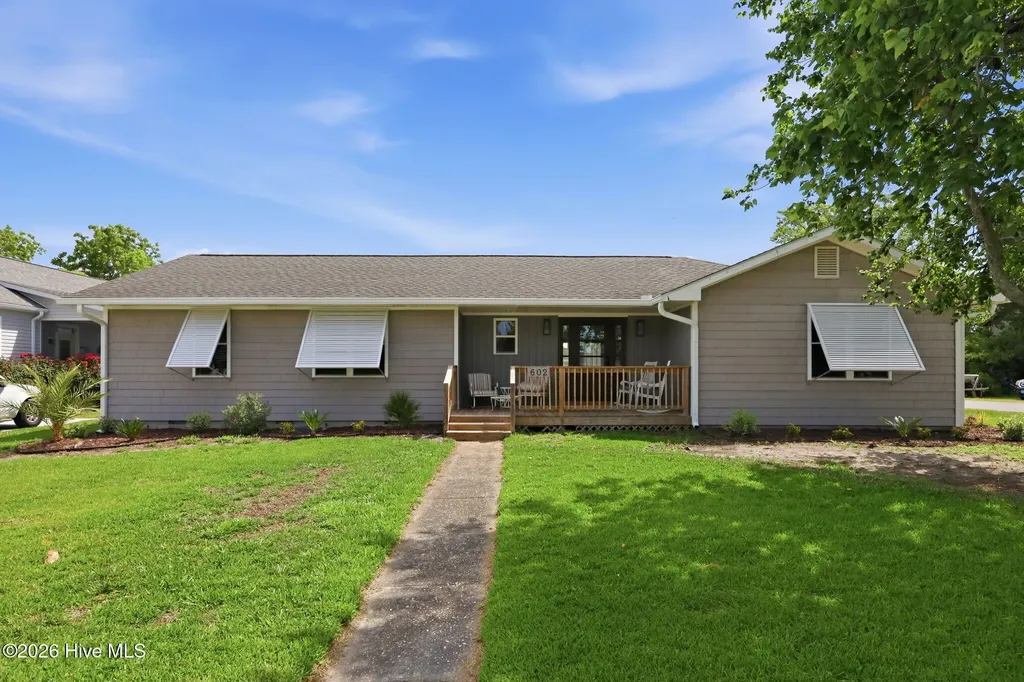602 W Broad Street Swansboro NC 28584