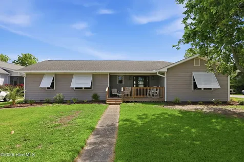 602 W Broad Street Swansboro NC 28584
