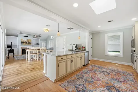 602 W Broad Street Swansboro NC 28584