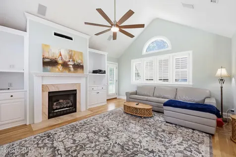 602 W Broad Street Swansboro NC 28584