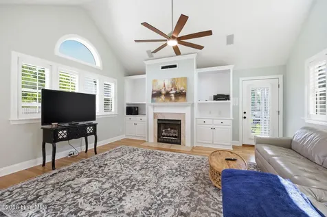 602 W Broad Street Swansboro NC 28584