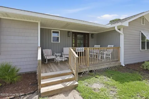 602 W Broad Street Swansboro NC 28584