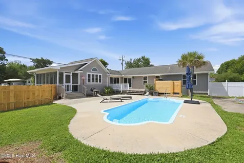 602 W Broad Street Swansboro NC 28584