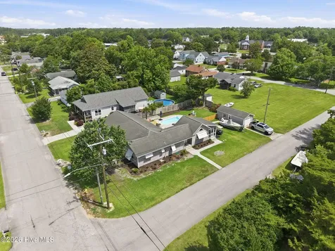 602 W Broad Street Swansboro NC 28584