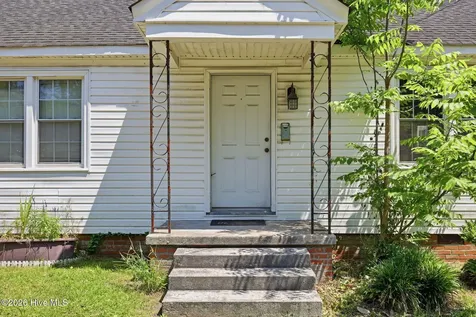 700 Johnston Street Greenville NC 27858