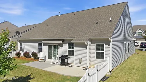 32 Kenilworth Street Clayton NC 27527