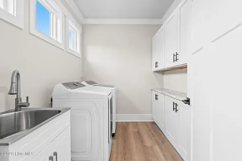 324 NE 52nd Street Oak Island NC 28465