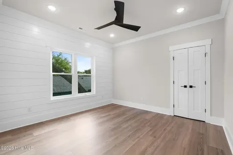 324 NE 52nd Street Oak Island NC 28465