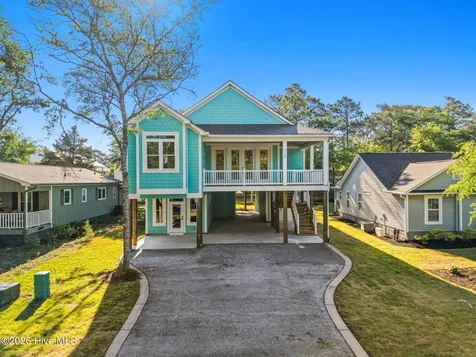 324 NE 52nd Street Oak Island NC 28465