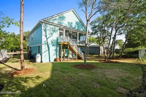 324 NE 52nd Street Oak Island NC 28465