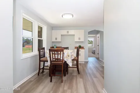 1807 Nc Highway 111 Chinquapin NC 28521