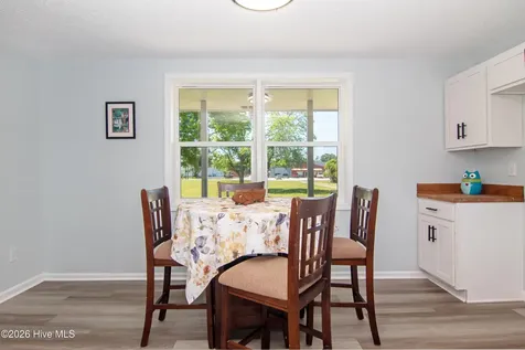 1807 Nc Highway 111 Chinquapin NC 28521
