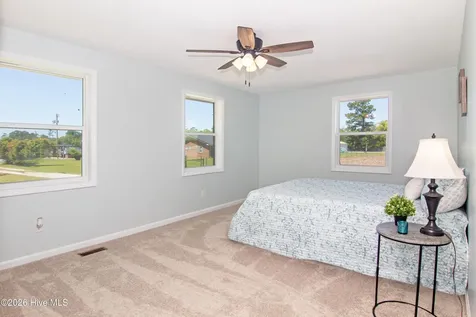 1807 Nc Highway 111 Chinquapin NC 28521