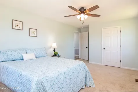 1807 Nc Highway 111 Chinquapin NC 28521