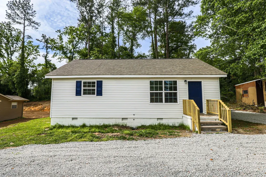 2438 Lumpkin Road Augusta GA 30906