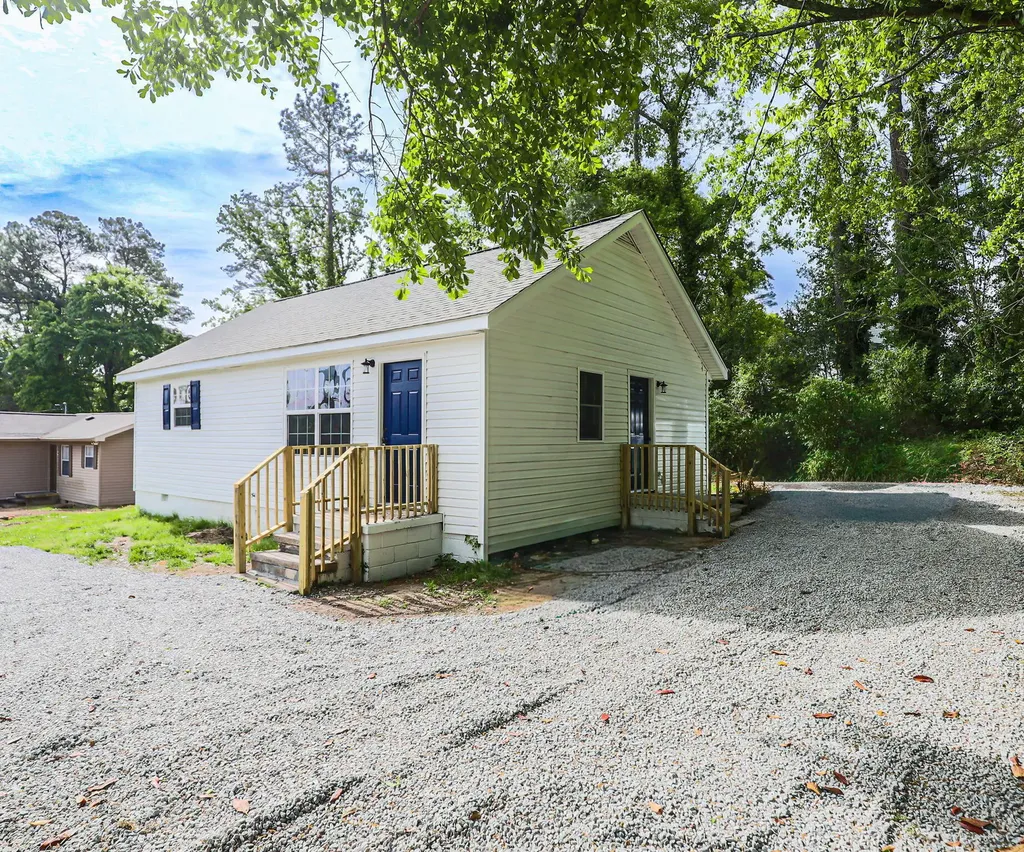 2438 Lumpkin Road Augusta GA 30906