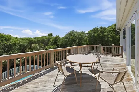 9911 Chrissie Wright Court Emerald Isle NC 28594