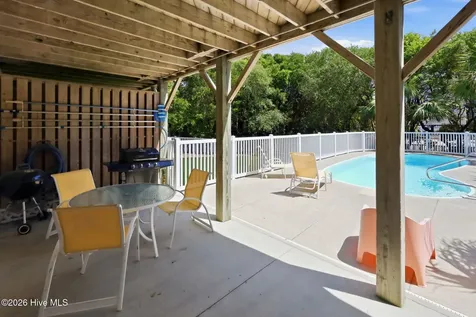 9911 Chrissie Wright Court Emerald Isle NC 28594