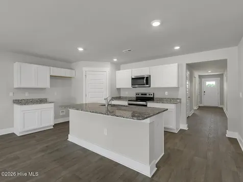1663 Yellow Fin Drive SE Winnabow NC 28479