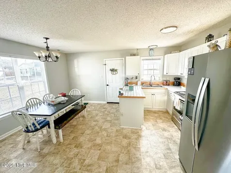 101 Luke Court New Bern NC 28560