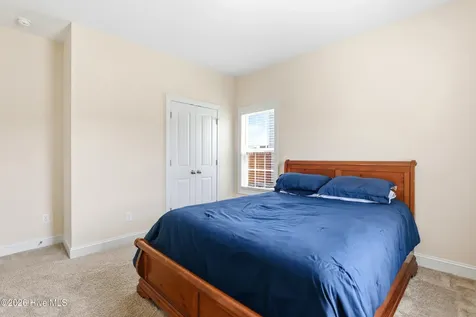 571 Appalachian Trail S Jacksonville NC 28546