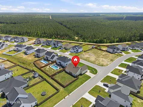 571 Appalachian Trail S Jacksonville NC 28546