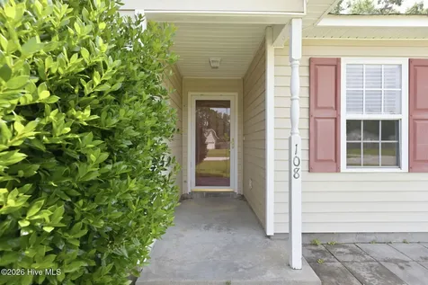 108 Oakley Drive New Bern NC 28560