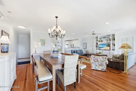 112 Robin Avenue Atlantic Beach NC 28512