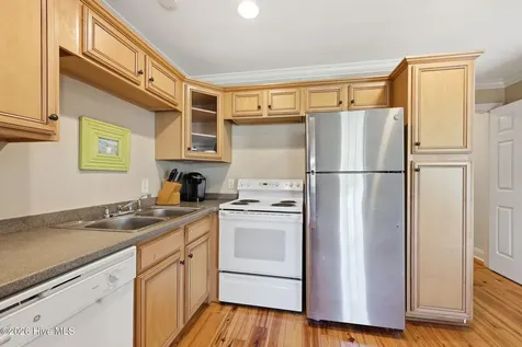 112 Robin Avenue Atlantic Beach NC 28512