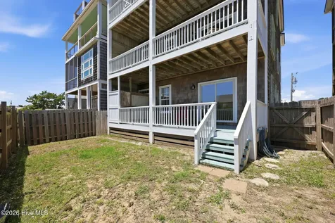 112 Robin Avenue Atlantic Beach NC 28512