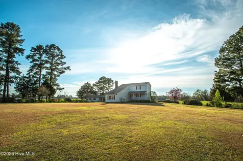 8564 S Nc 41 Highway Wallace NC 28466