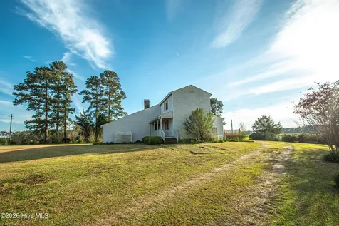 8564 S Nc 41 Highway Wallace NC 28466