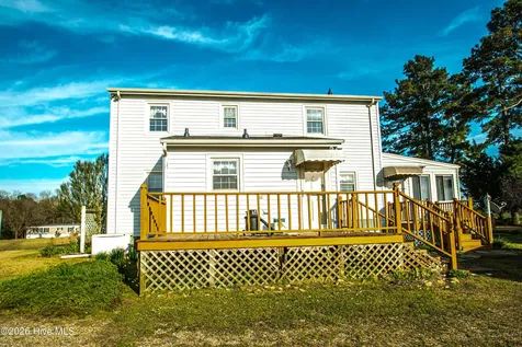 8564 S Nc 41 Highway Wallace NC 28466