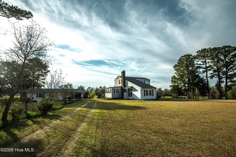 8564 S Nc 41 Highway Wallace NC 28466