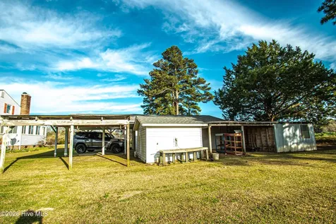 8564 S Nc 41 Highway Wallace NC 28466