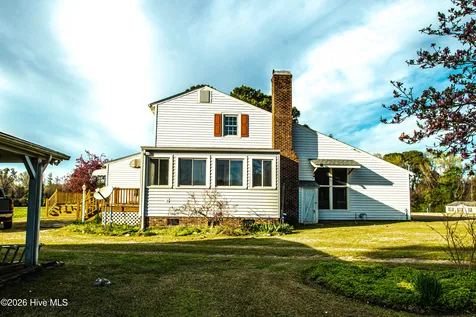 8564 S Nc 41 Highway Wallace NC 28466