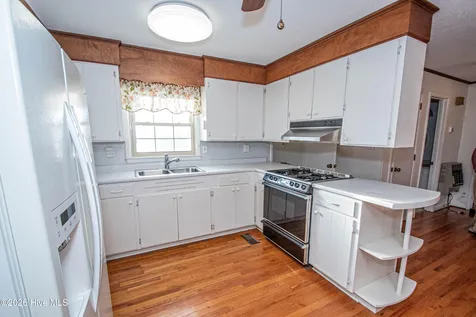 8564 S Nc 41 Highway Wallace NC 28466