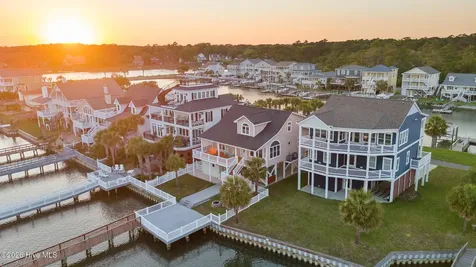 2072 W Sea Aire Canal SW Supply NC 28462