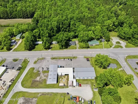 14172 Nc 55 Highway Bayboro NC 28515