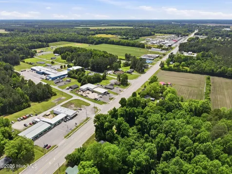 14172 Nc 55 Highway Bayboro NC 28515