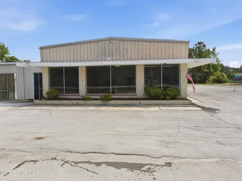 14172 Nc 55 Highway Bayboro NC 28515