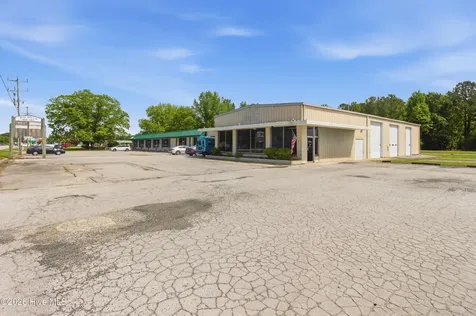 14172 Nc 55 Highway Bayboro NC 28515