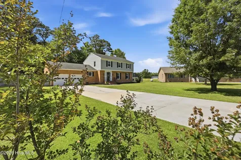 14 Tanglewood Drive Elizabeth City NC 27909