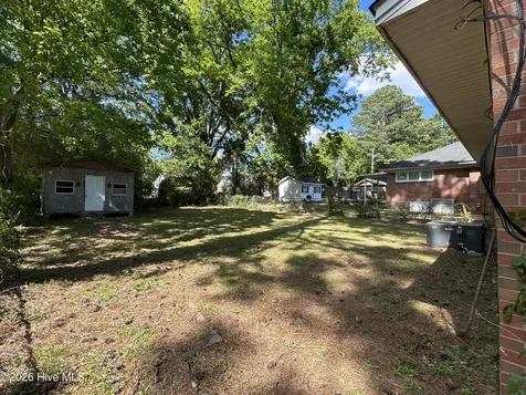712 Grove Street NE Wilson NC 27893