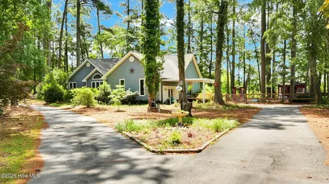 1251 W Acres Lane Greenville NC 27834