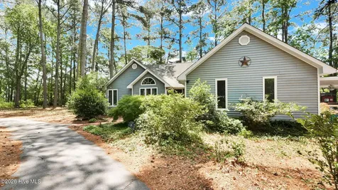 1251 W Acres Lane Greenville NC 27834