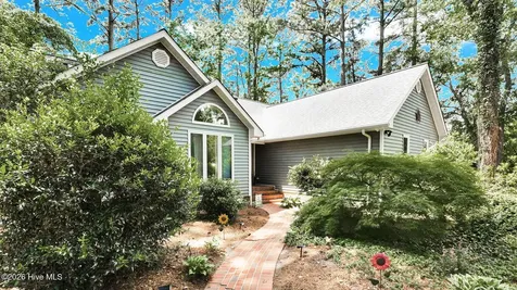 1251 W Acres Lane Greenville NC 27834